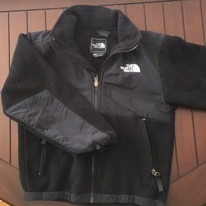 North face boy’s fleece jacket